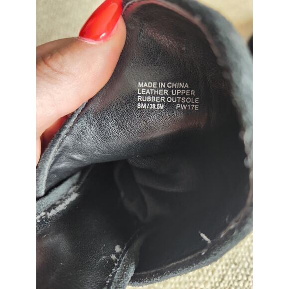 Michael Kors Louise Black Suede Studded Slip on Mules Clogs Shoes 8 Pre-owned - Picture 10 of 10